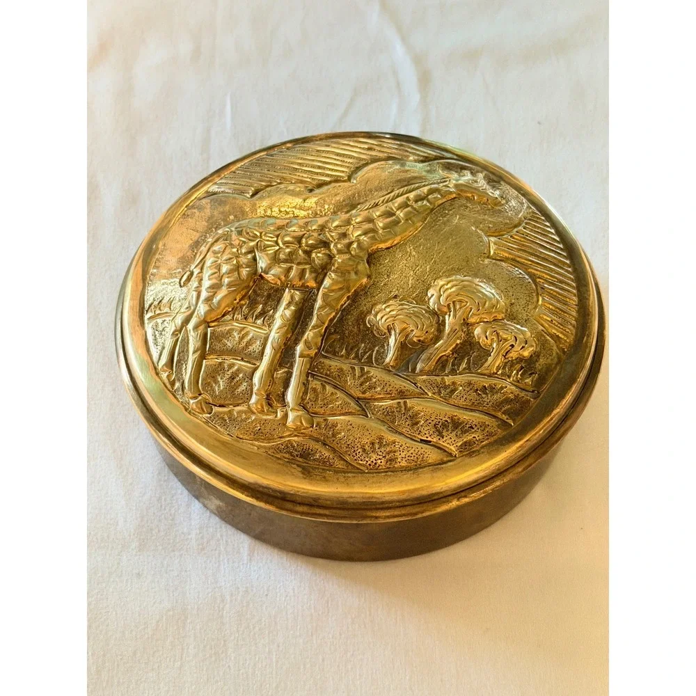 Unbranded Brass Trinket Box Unisex OS Gold Great Embossed Giraffe Safari India